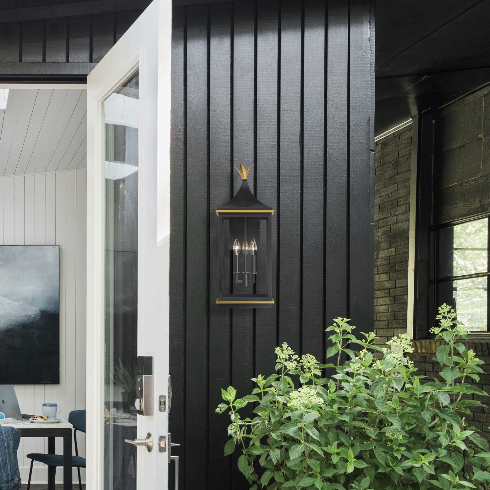 Simpson Wall Sconce Wall Light in Matte Black and Textured Gold