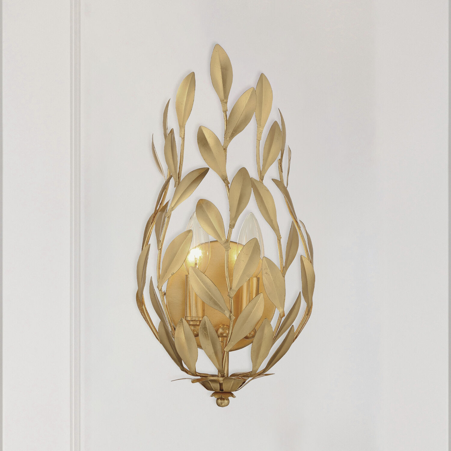 Broche Wall Sconce Wall Light in Antique Gold