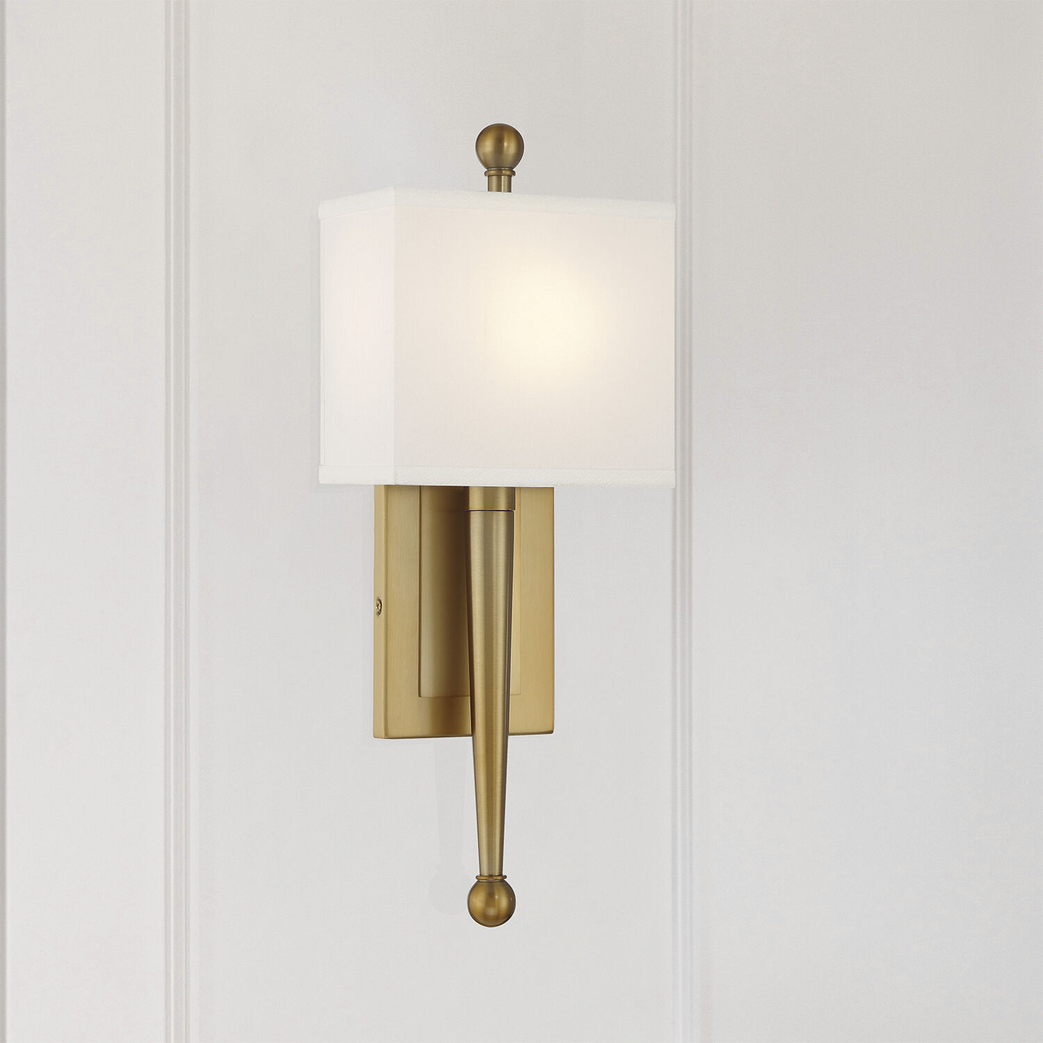 Ardson Wall Sconce Wall Light in Vibrant Gold