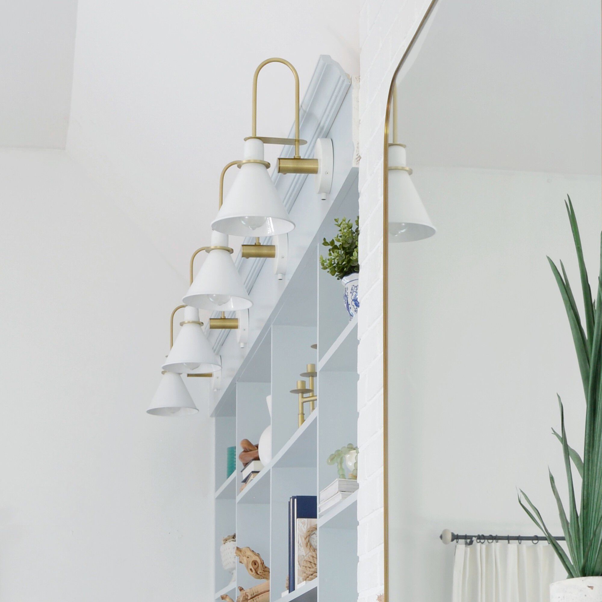 Medford 10 inch 60.00 watt White Task Sconce Wall Light