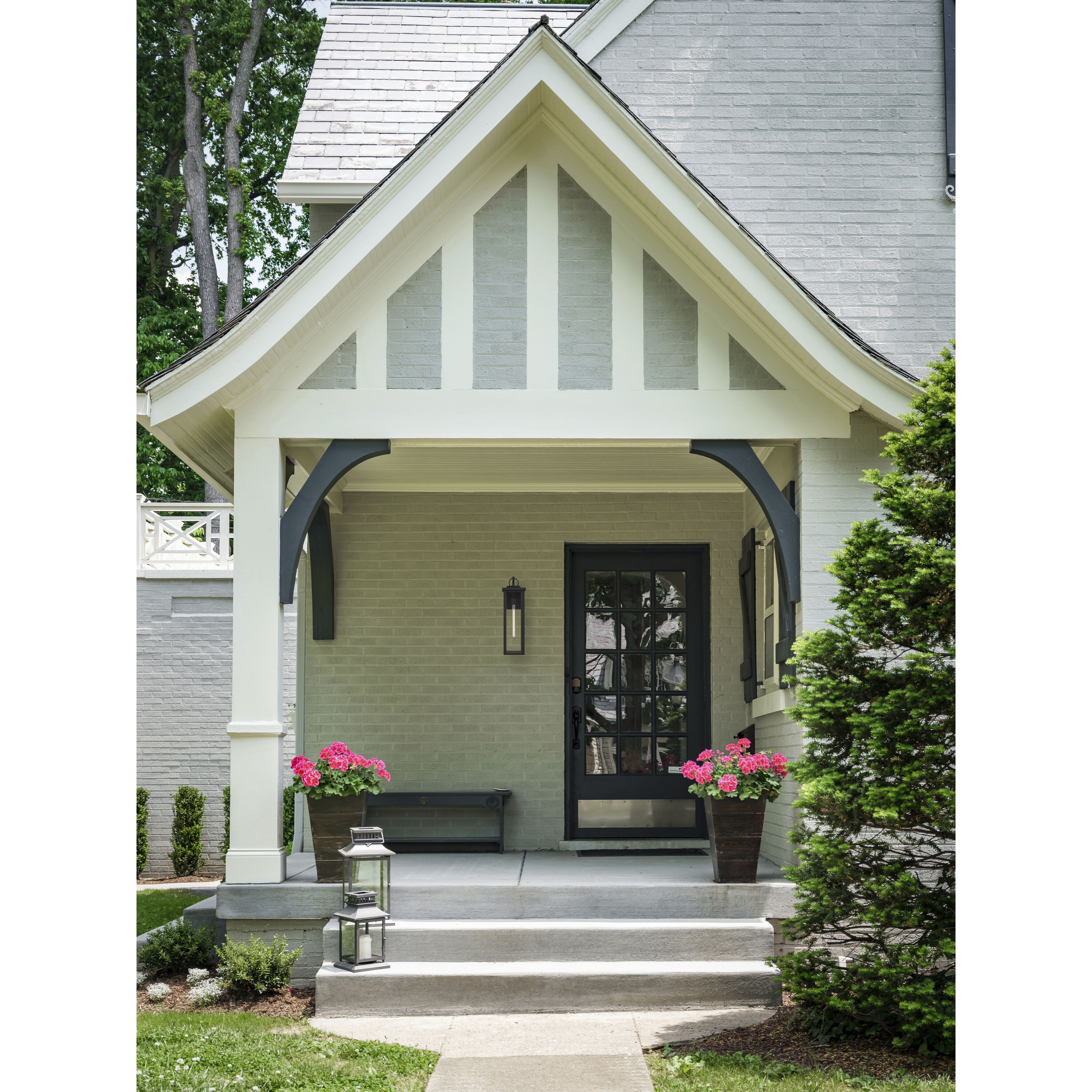 Boadie Sconce Wall Light in Matte Black