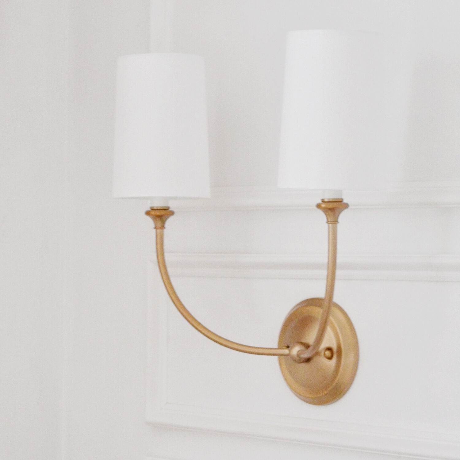 Sylvan Bath Wall Light in Vibrant Gold